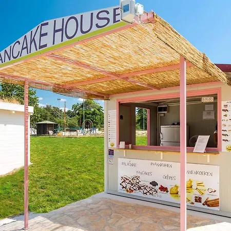 Happy Camp Mobile Homes In Park Umag