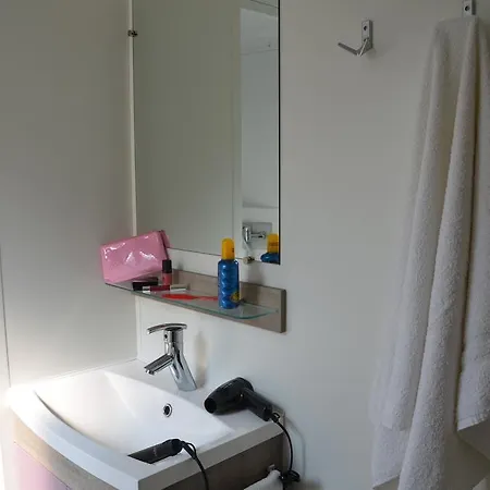 Üdülőpark Happy Camp Mobile Homes In Park Umag 4*