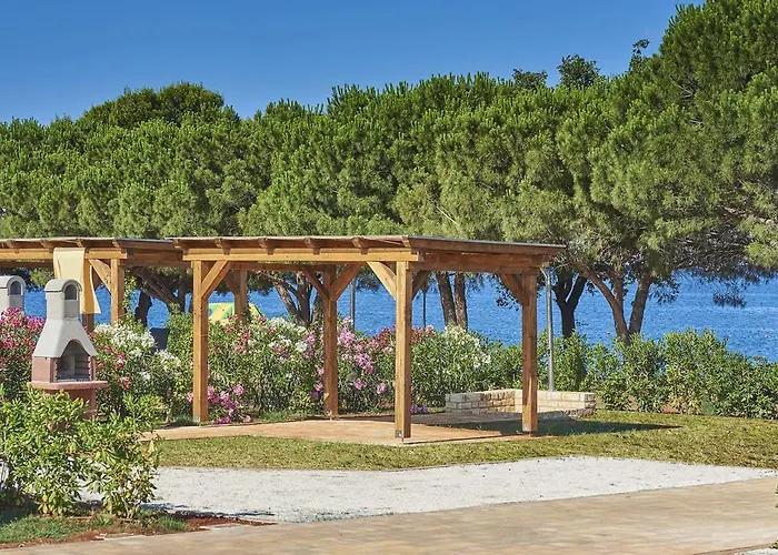 Happy Camp Mobile Homes In Park Umag